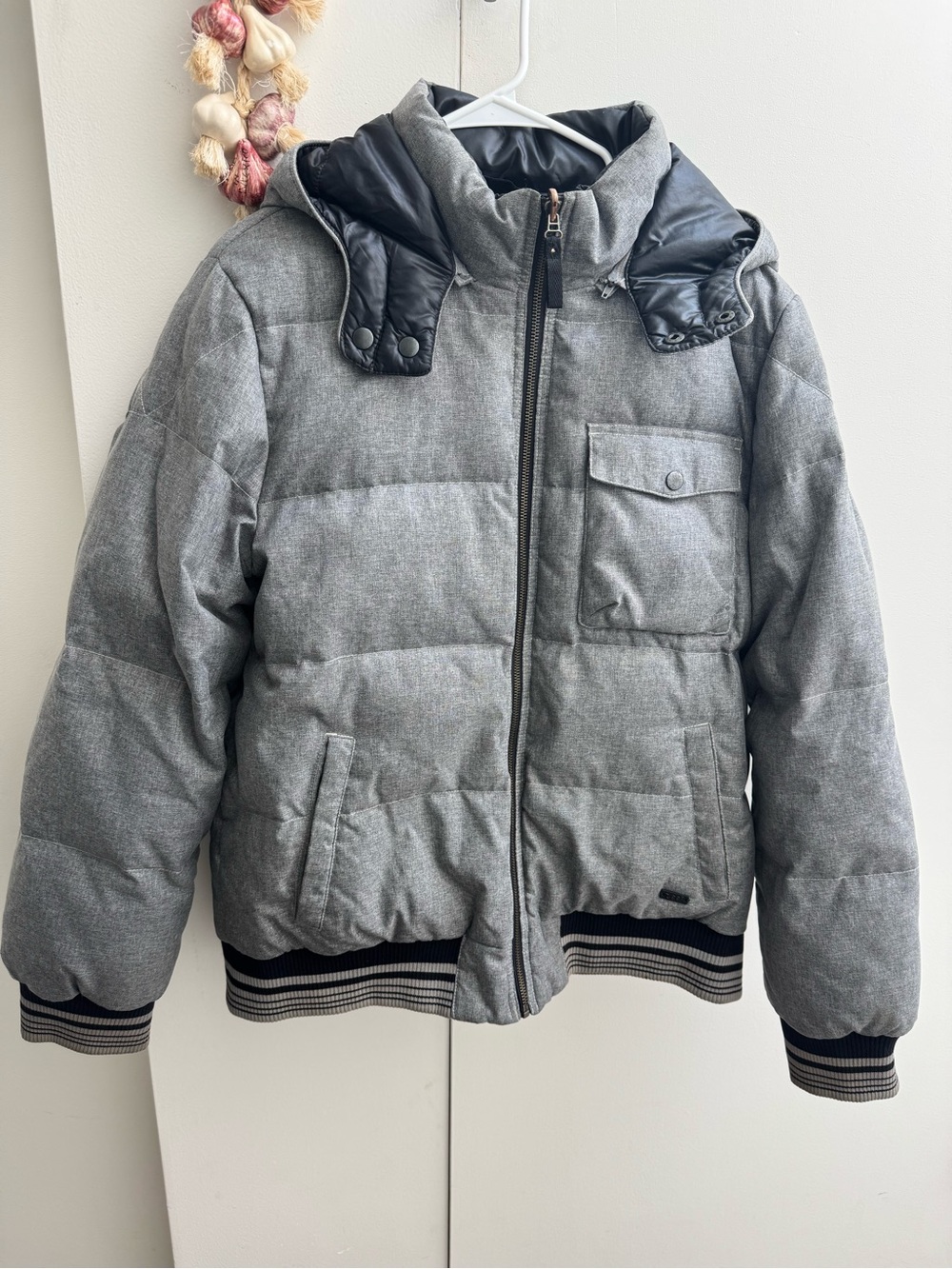 LEE Men's Gray Puffer Jacket with Removable Hood